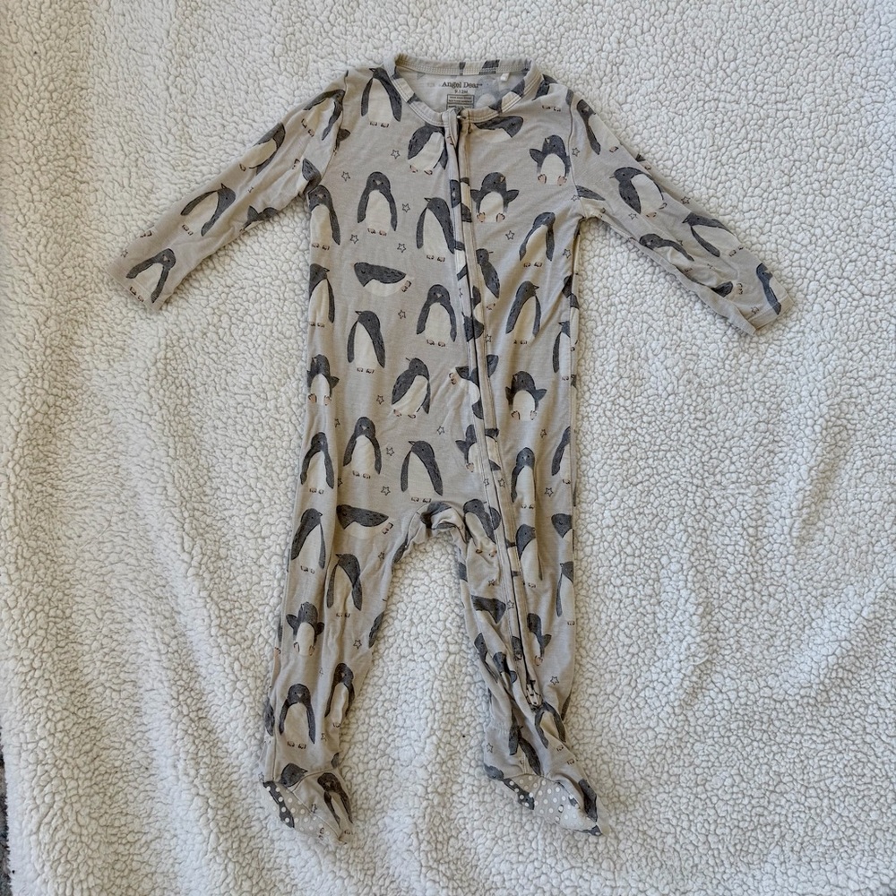 Angel Dear Tan Penguin Kids Footie